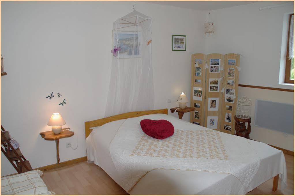 Chambres D'Hotes Les Fleurettes En Baie Du Mont Saint Michel Exterior photo